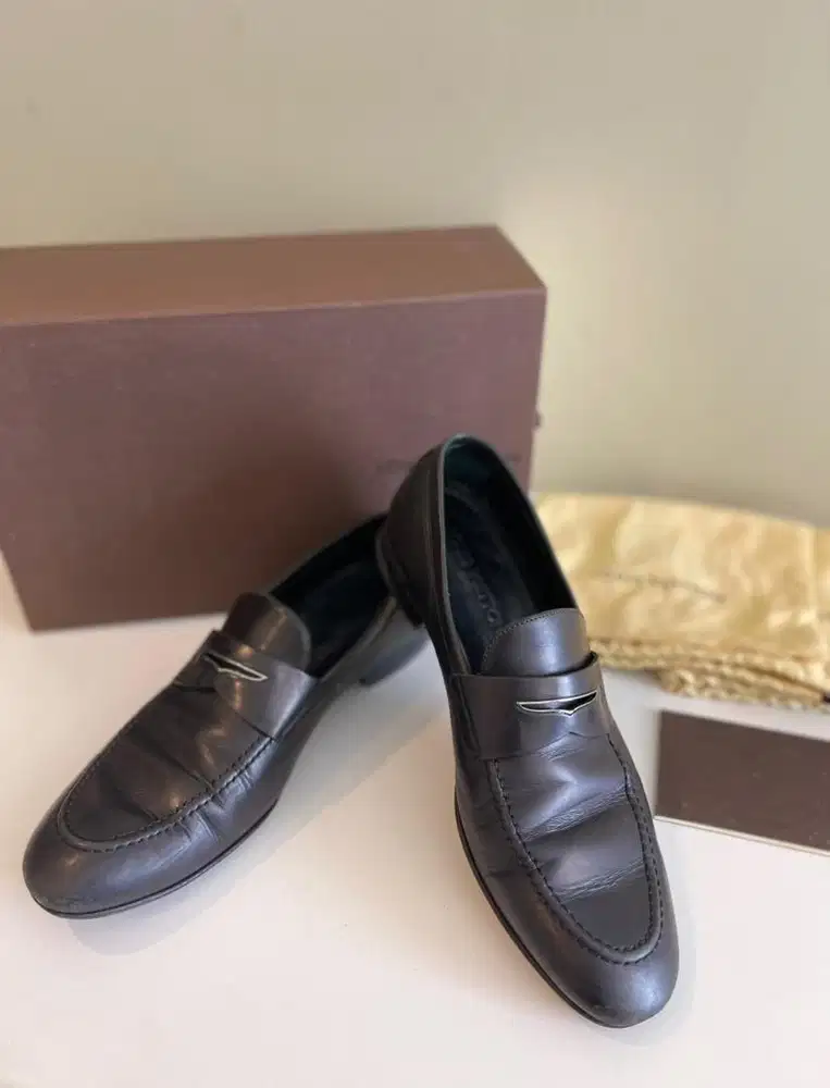 Sepatu LV , OFFICE Lux - like new