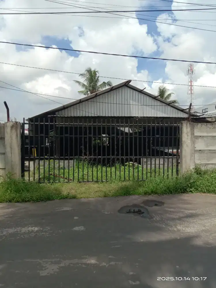 Dijual gudang+ tanah kemuning