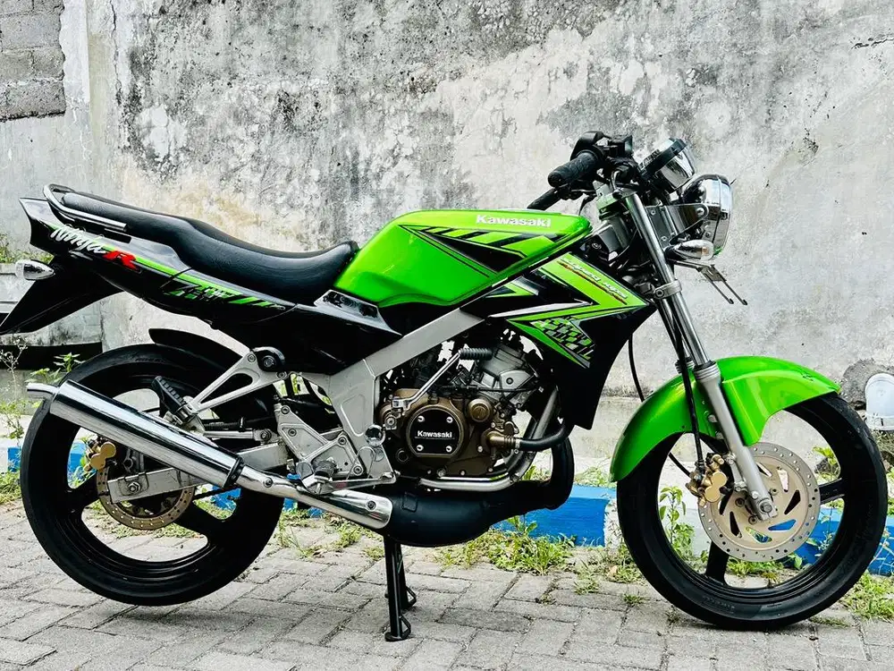 Kawasaki ninja r 2015