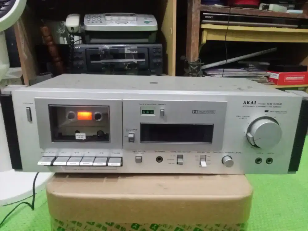 Stereo cassette deck AKAI seri CS-M02