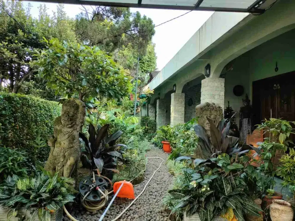 Rumah Di jual siap huni di komplek pertamina pdk Ranji, ciputat timur Tangsel, bbs banjir .. nego