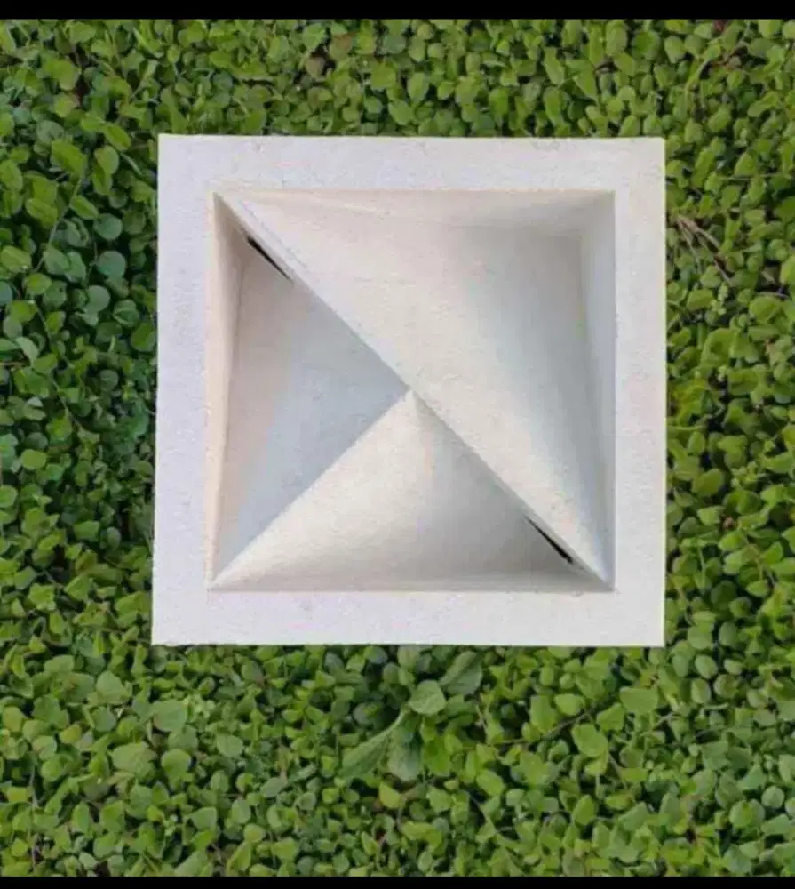 Roster beton minimalis