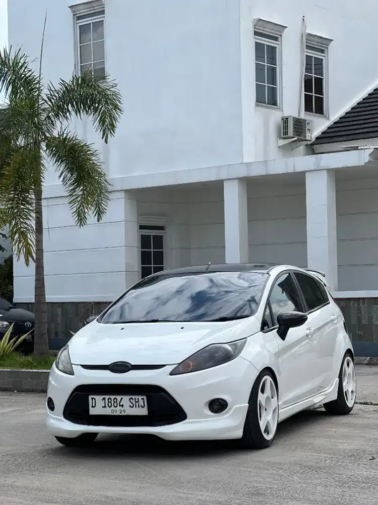 Ford Fiesta 2011 Bensin