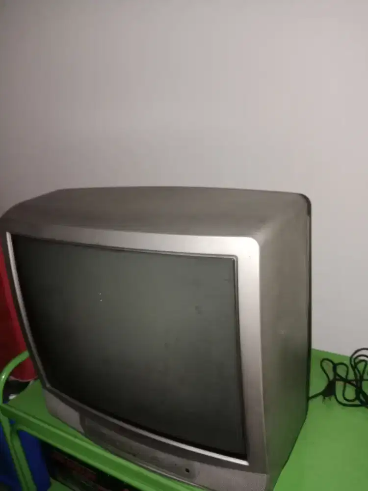 Tv 20 inch Tabung oke