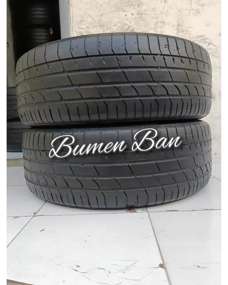 Ban 225 55 R19 Accelera