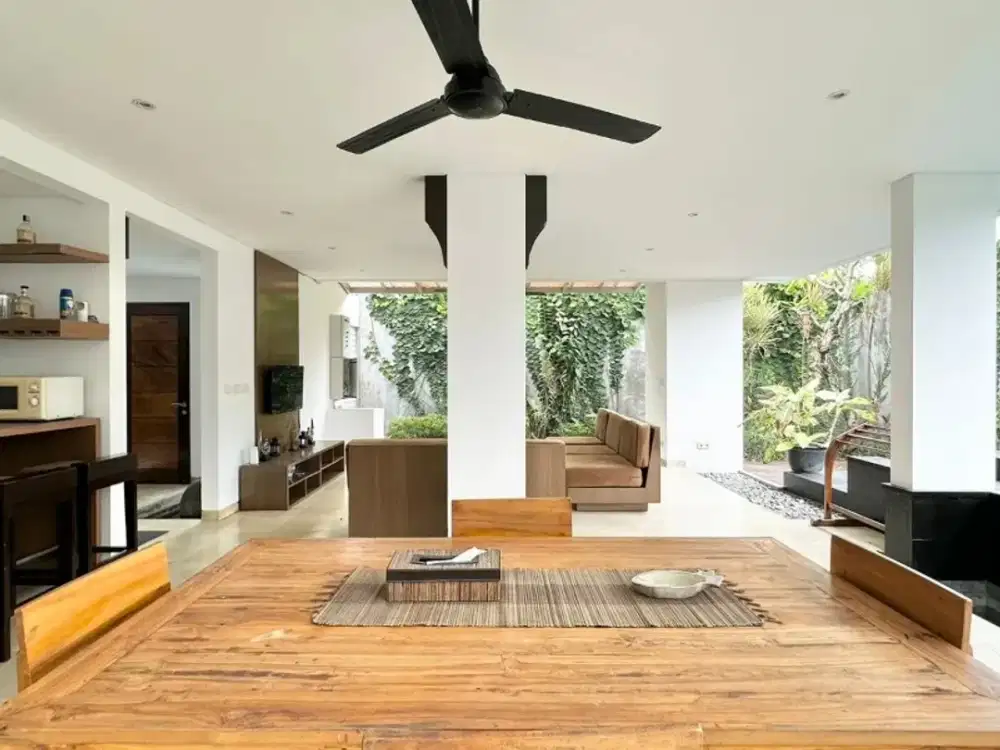 nego, luxury villa di jalan tegal cupek Umalas, 2 kamar tidur