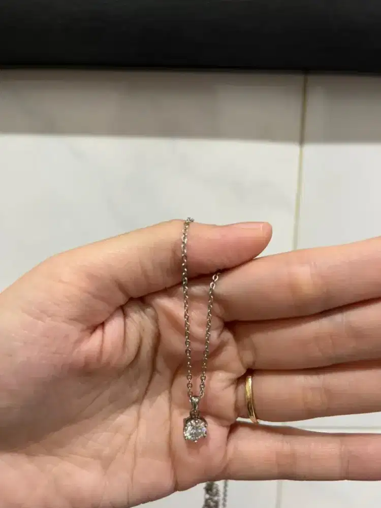 Di Jual Kalung Moissanite