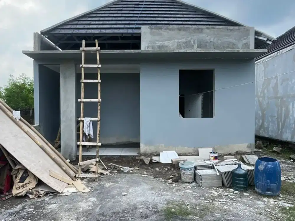DIJUAL RUMAH SIAP HUNI DAN SIAP BANGUN