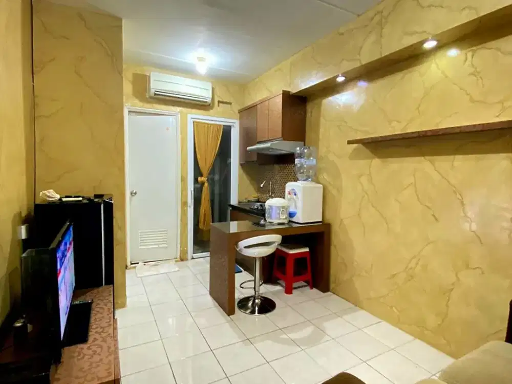 APARTEMEN GREEN PRAMUKA CITY 2BR ADA WATER HEATER LANTAI RENDAH