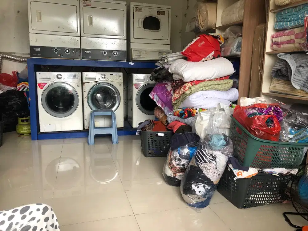 Lowongan perkerjaan laundry setrika & kurir