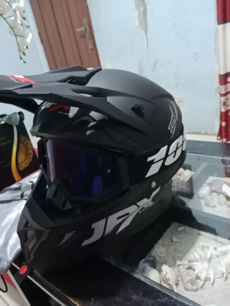 Helm jpx cross fox1 black