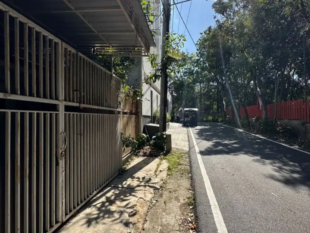 DIJUAL RUMAH SIGURA-GURA KOTA MALANG COCOK UNTUK KOST DEKAT KAMPUS UB