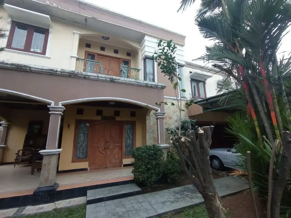 RUMAH 2 LANTAI DI JALAN LAME KALIMANGGIS JATISAMPURNA BEKASI