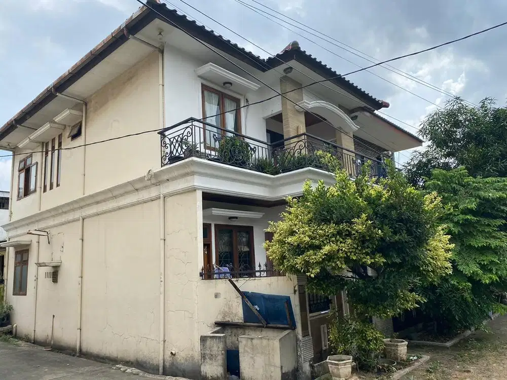 Rumah Dijual Posisi Hook