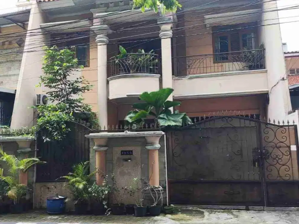 DIJUAL RUMAH SEMARANG KOTA, PEKUNDEN DEKAT SIMPANG LIMA