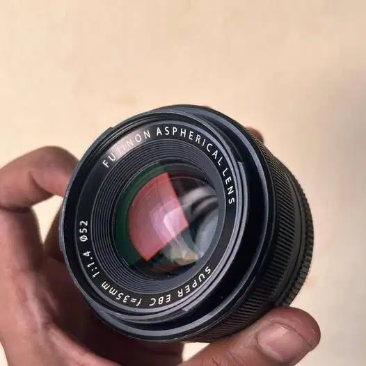 Lensa fujinon 35mm f1.4 fujifilm
