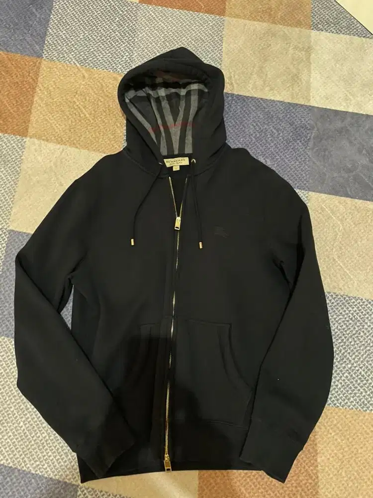 Jaket pria original burb***y