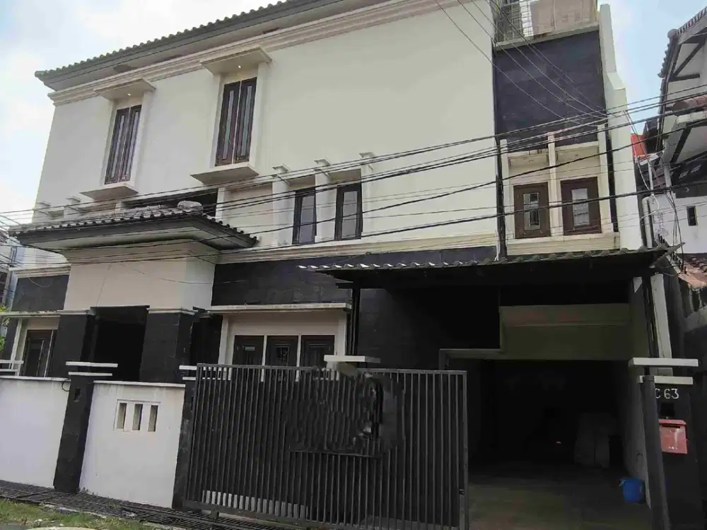 Kompleks MPR Cilandak 3 Lantai