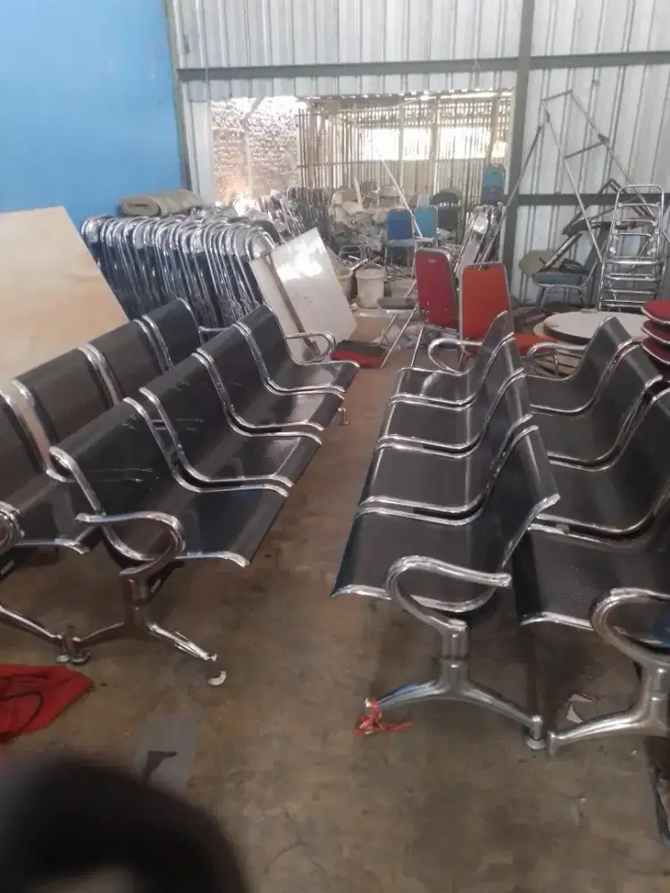 Kursi tunggu 4 shett kuat