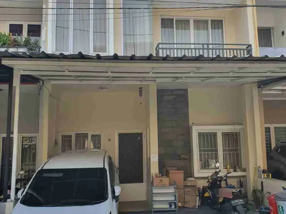 Rumah 2 lantai siap huni
