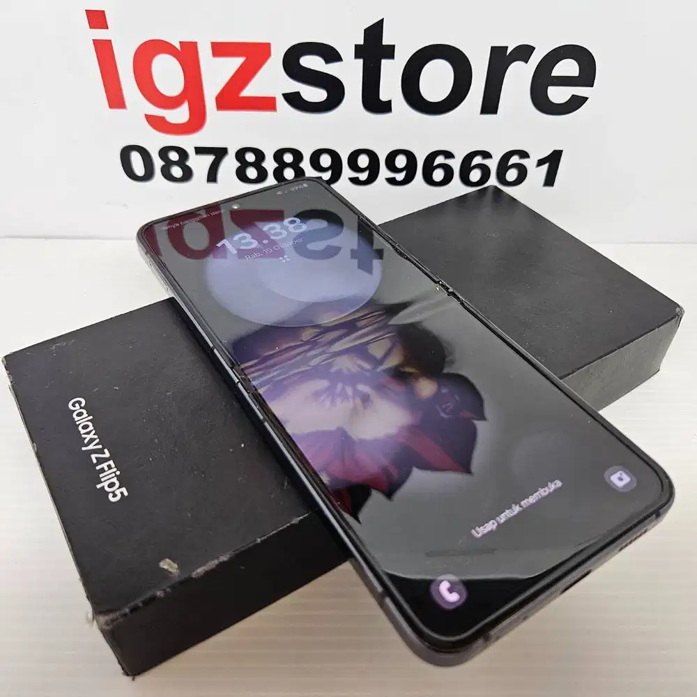 Samsung Z flip 5 Graphyte 8/256 FULLSET Mulus 97% No Minus