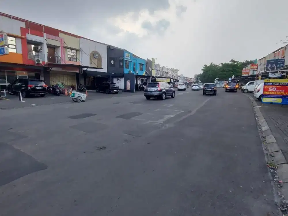 Dijual RUKO MURAH Strategis di Area Komersial Puri Dago Antapani akses mudah ke Jl.Jakarta dan Arcamanik Bandung