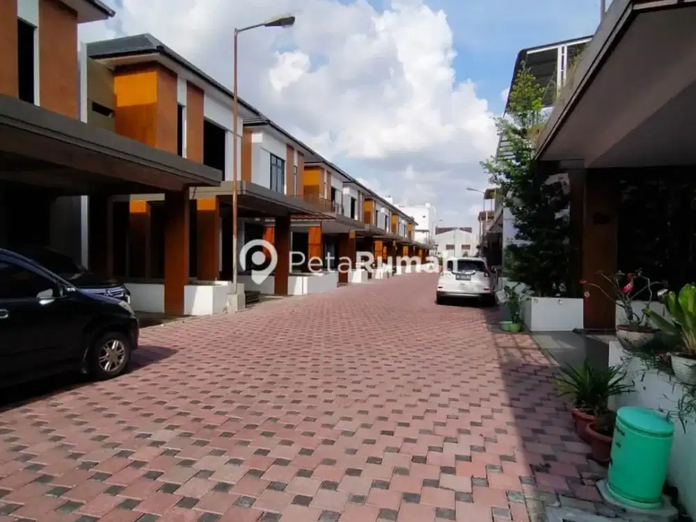 DIJUAL VILLA JALAN KARYA WISATA KOMPLEK J CITY CLUSTER J CROWN | DAERAH JOHOR (INDRA JAYA & JUNIADI)