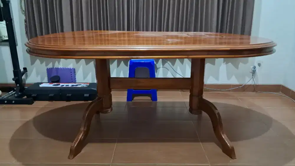 Meja makan jati asli