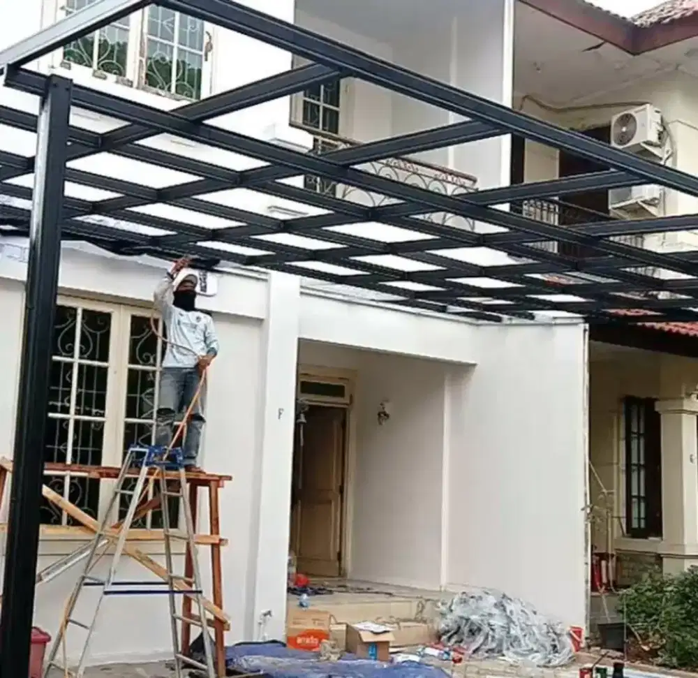 Kanopi rangka baja ringan