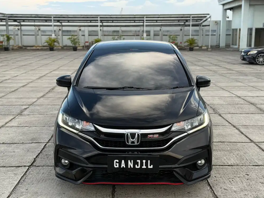 Good condition ! Honda jazz gk5 2019 matic bensin