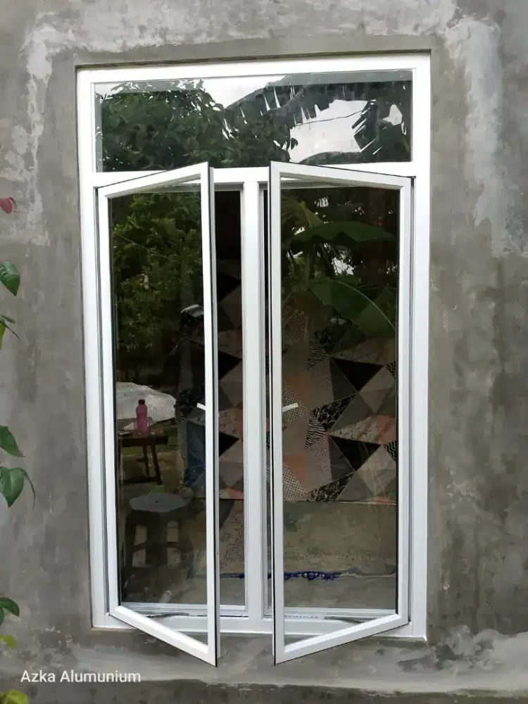 Jendela kaca upvc dan kusen baru