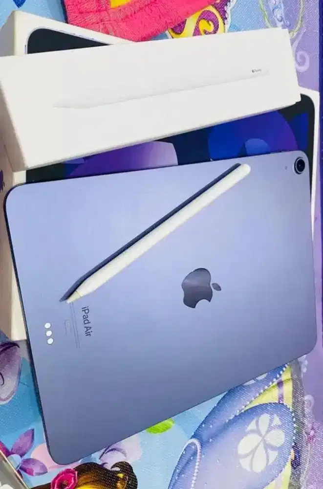 Jual IPAD Air 5 bonus APPLE Pen (BISA NEGO)