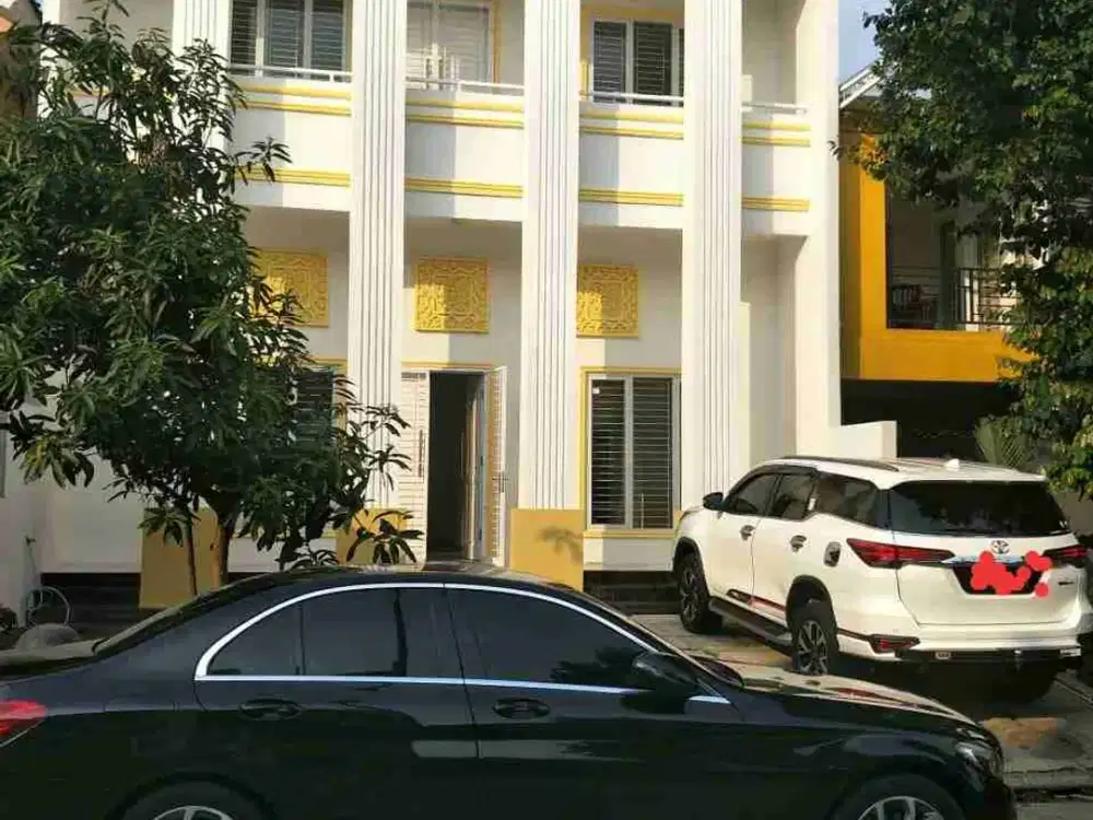 Dijual rumah bagus dan strategis di Sentul City.