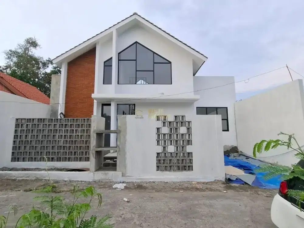 RUMAH BARU DESIGN SCANDINAVIAN TIMUR CANDI SAMBISARI DI KALASAN