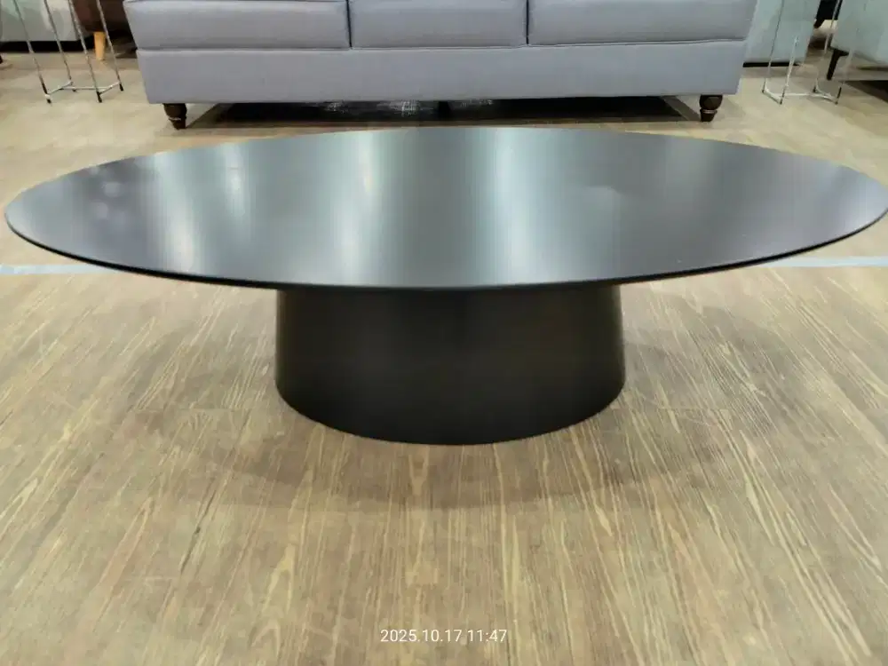 Coffee Table UVO