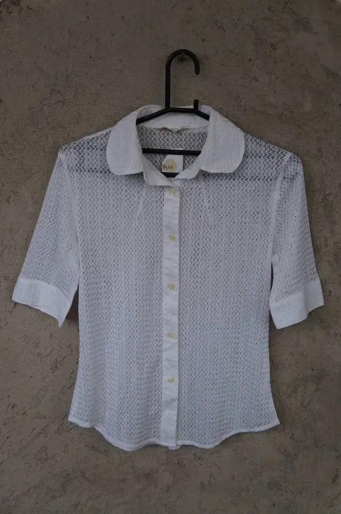 Atasan Putih Berkerah Wanita Second