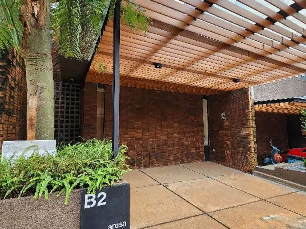 Eksklusif & Estetik! Rumah 2 Lantai dengan Nuansa Industrial Modern