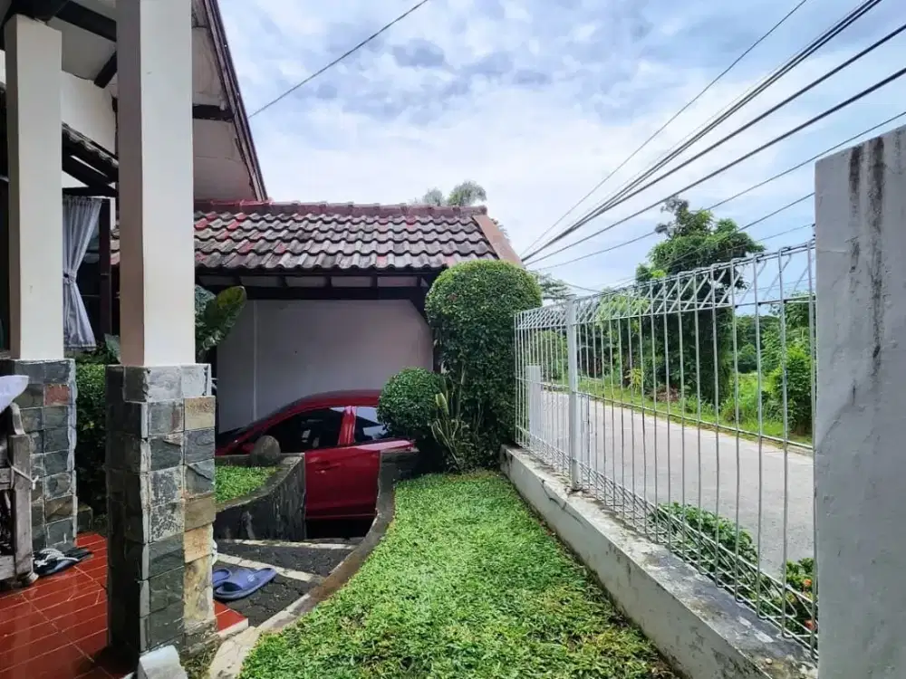 Rumah second dalam perumahan di depok !