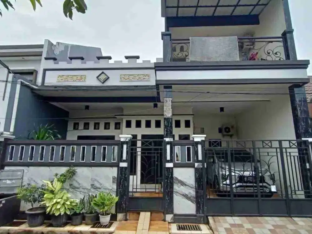 dijual rumah murah 2 lantai siap huni LT 135 LB 200 di masnaga Galaxy