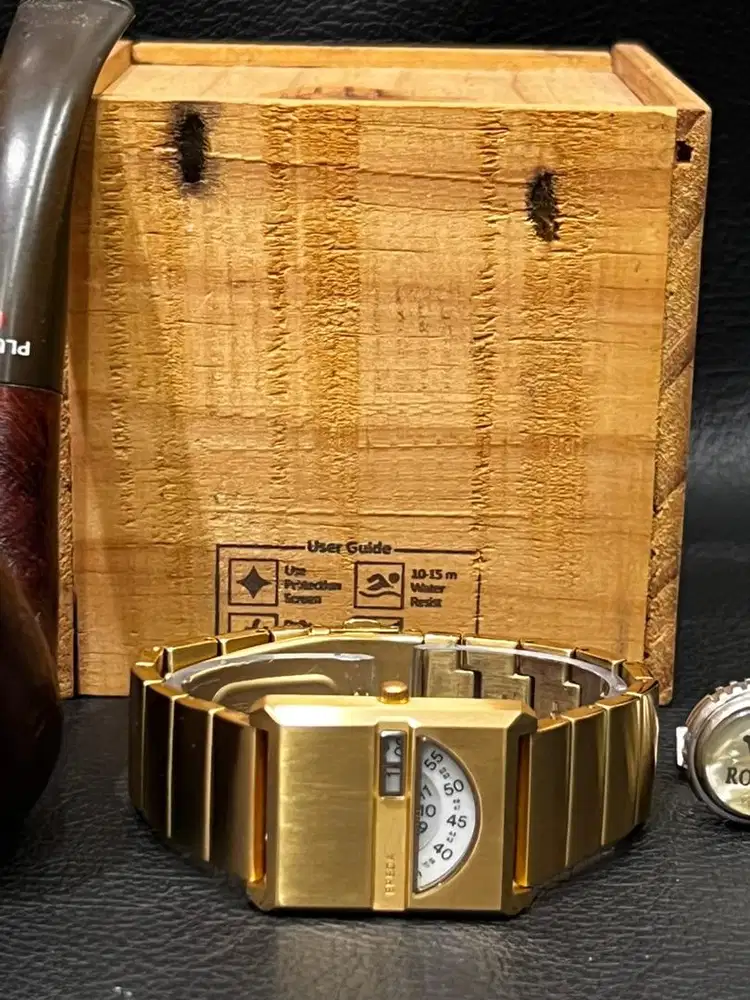 Brenda watch gold