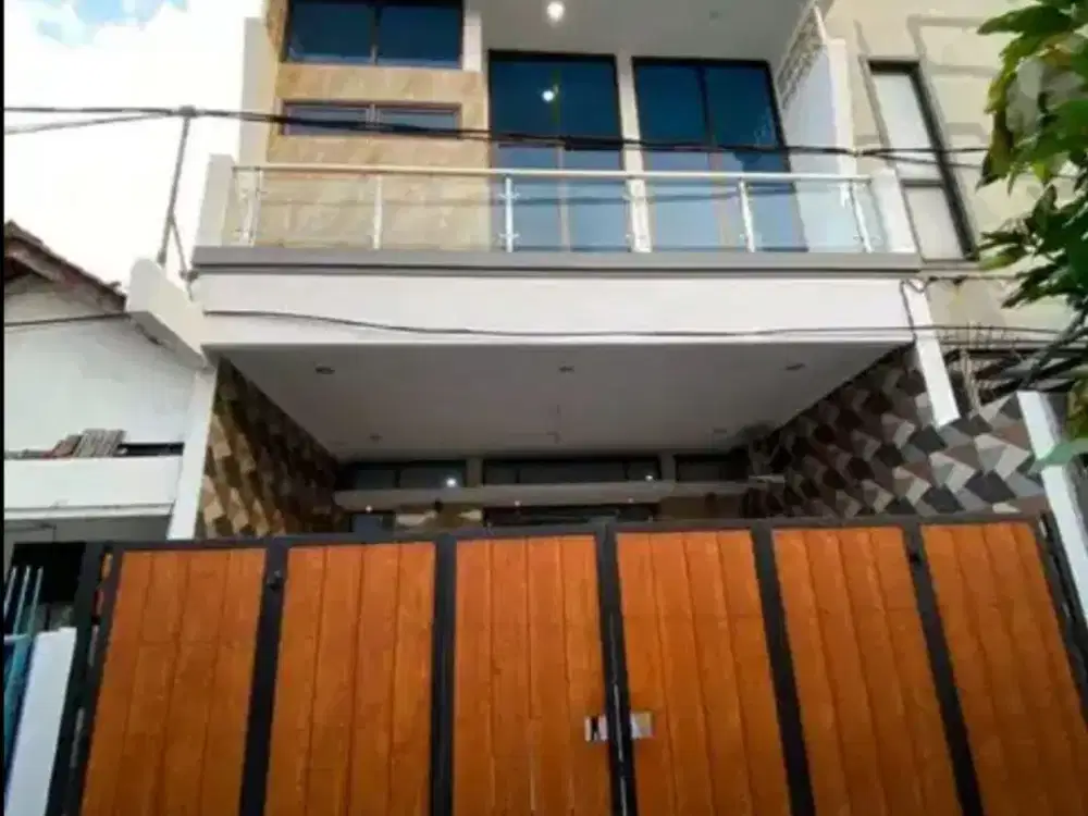 DIJUAL RUMAH BARU 3 LT FULL FURNISH DI TEBET TIMUR JAKARTA SELATAN