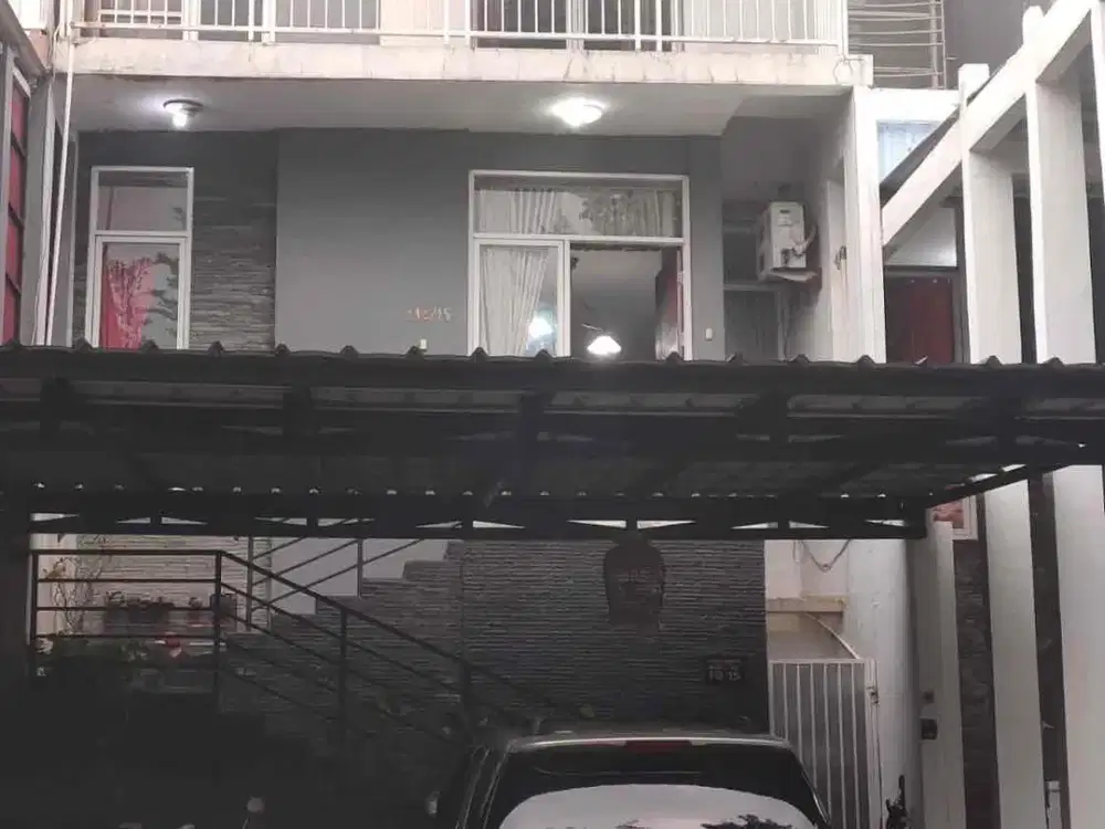 Rumah Cantik 2 Lantai di Cluster Modern Hill Pondok Cabe