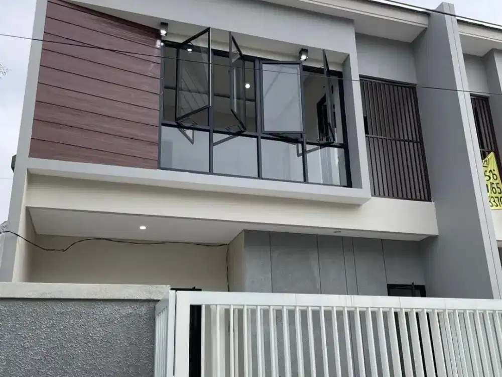 Dijual Rumah Second Rasa Baru Lokasi Bhaskara Surabaya Timur