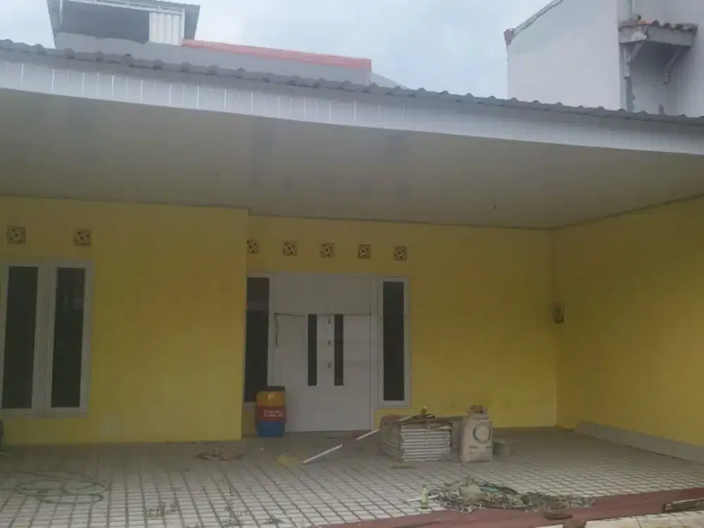 Rumah siap huni dan nyaman daerah .Gayamsari – 10819