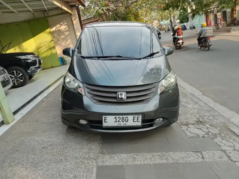 Honda Freed SD 2011 AT low km