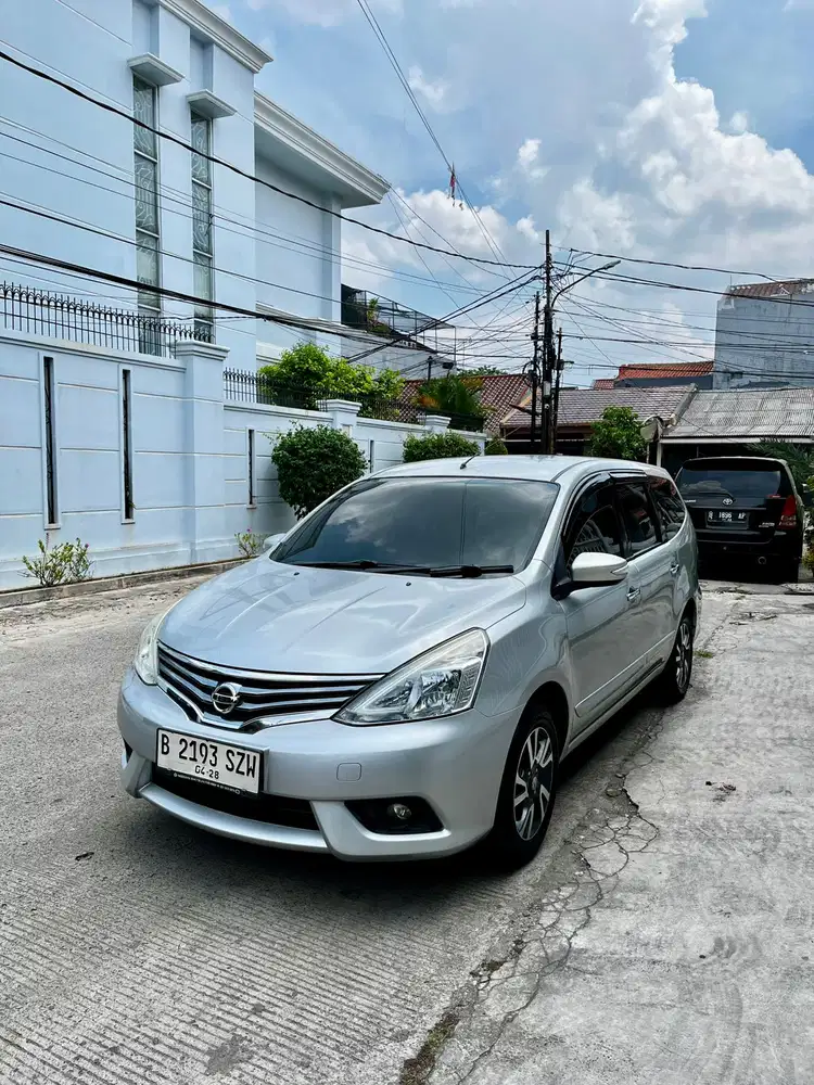 Nissan Grand livina 2017 Bensin