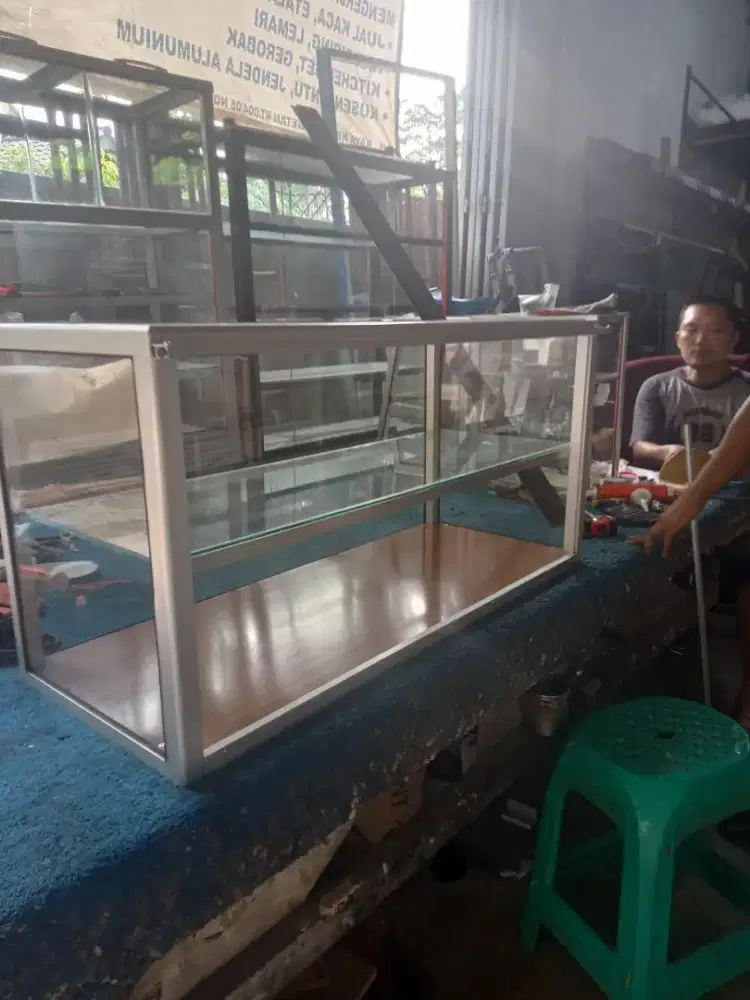 Etalase makanan /cod