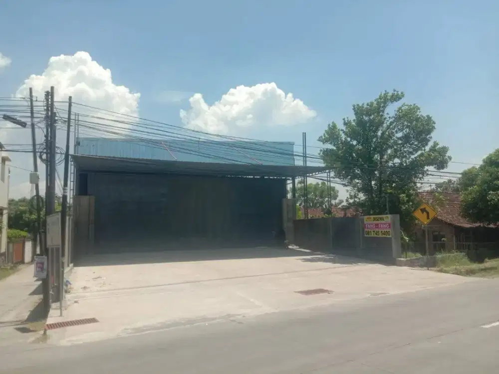 Disewakan Ruang Usaha Lokasi Strategis Di Kendal - Semarang