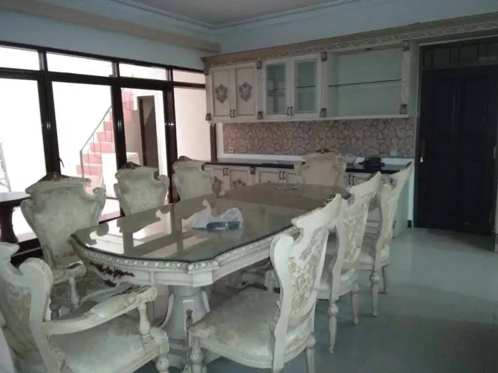 Dijual Rumah Hitung Tanah Lokasi Strategis Perum Dharmahusada