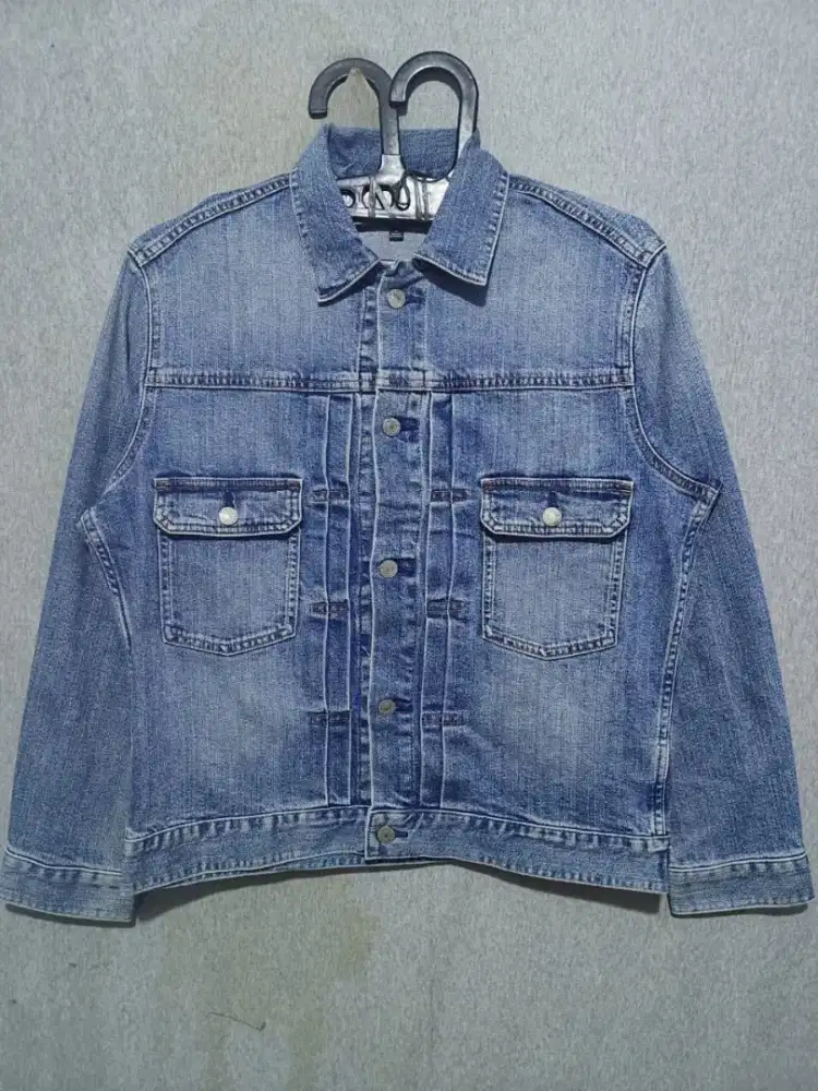 UNIQLO JEANS JACKET TYPE II SZ: M